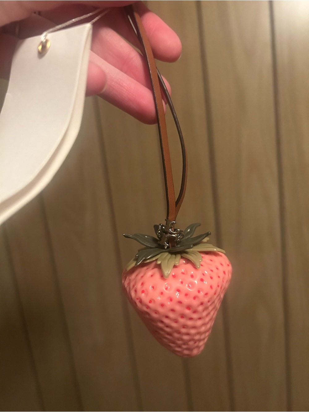 Tory Burch strawberry 🍓 bag charm - Picture 3 of 4